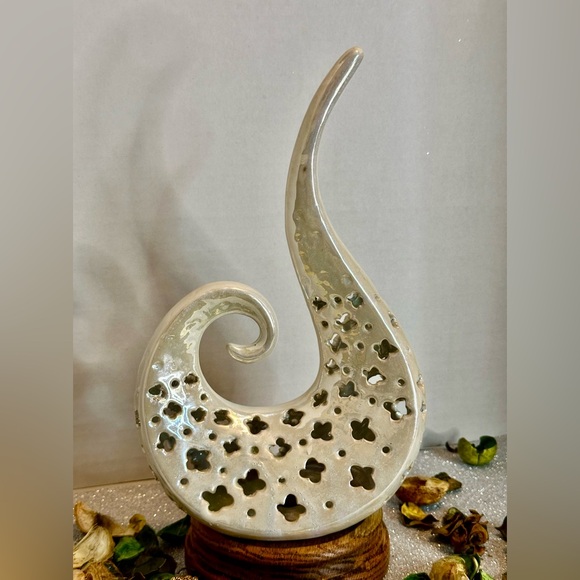 Beautiful Mercury Glass Statue - Picture 3 of 5